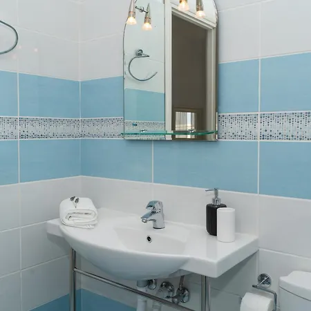 Violitzis Vilă Neochori (Lefkada)