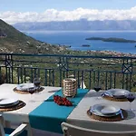Vilă Violitzis Neochori (Lefkada)